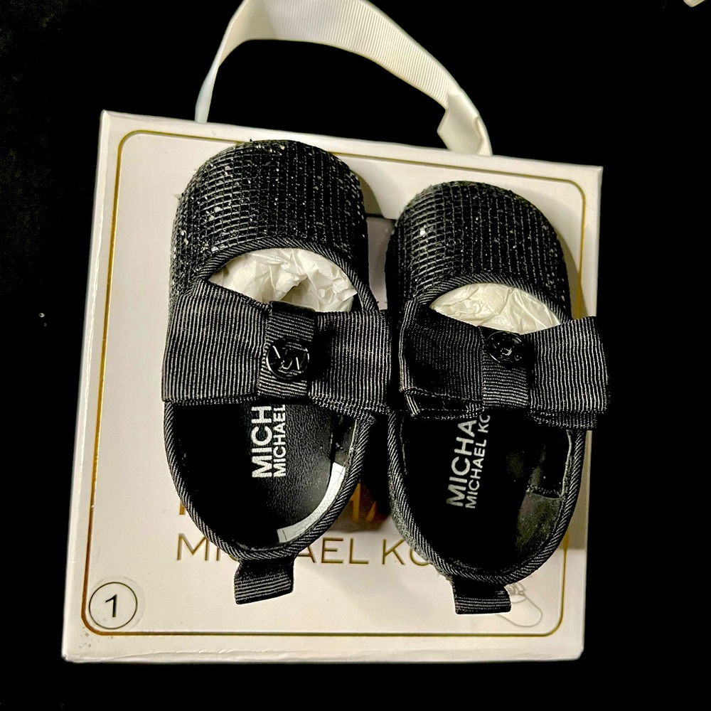 Baby Girl Michael Kors Ballerina w/ bow (Baby Day)